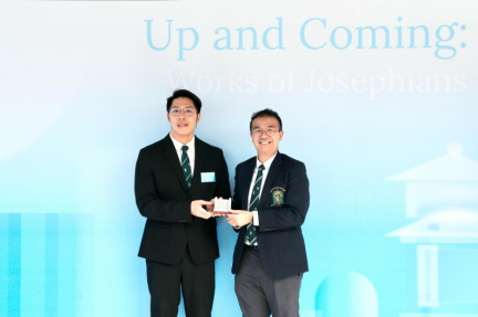 主禮嘉賓熊輝先生(左）及校長郭廸民先生(右)