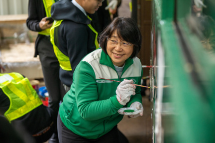 VIP FormerPrincipal MsWong02